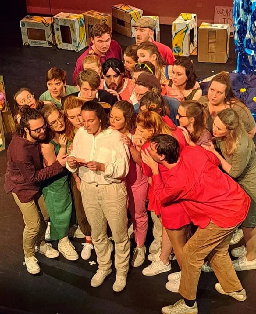 Foto Carmina Ludicra uit de oorspronkelijke perskit — 3