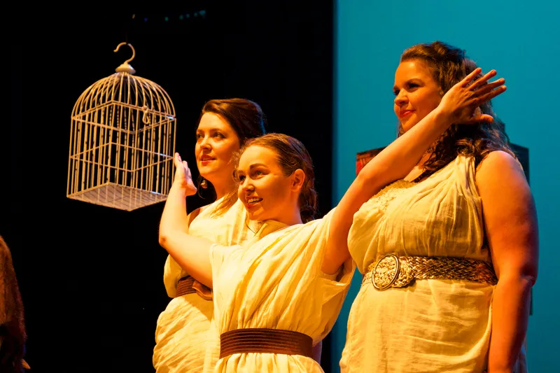 Scène uit La Belle Hélène — foto 2